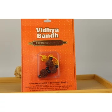 Vidhya Bandh nyaklánc